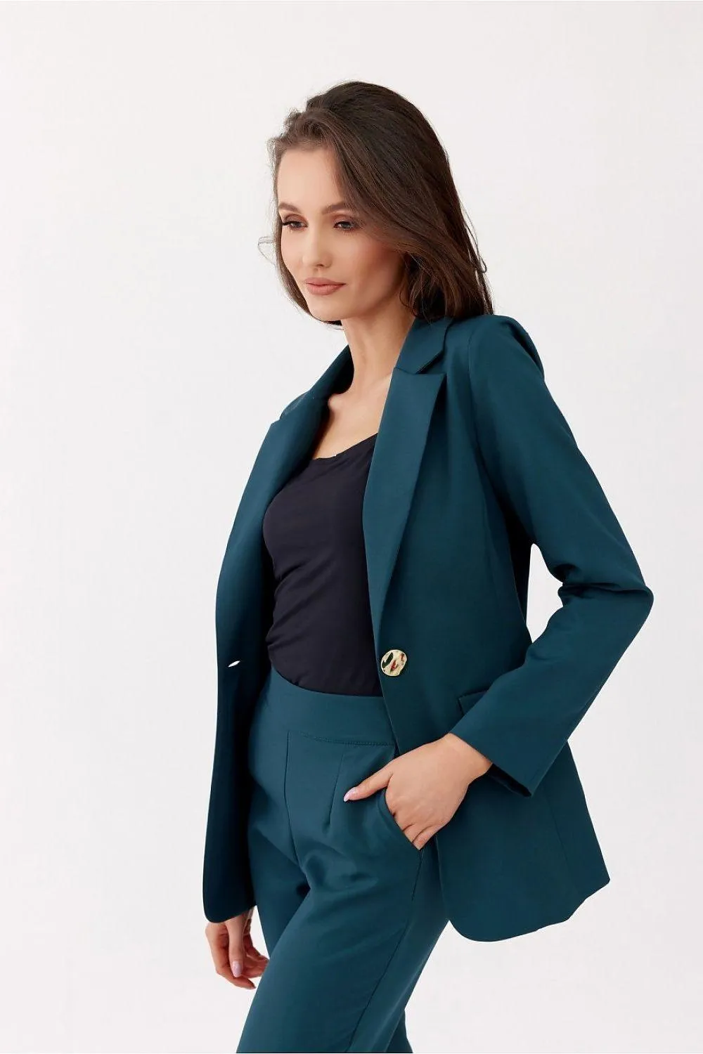 Chic Women's Tailored Blazer for Effortless Elegance