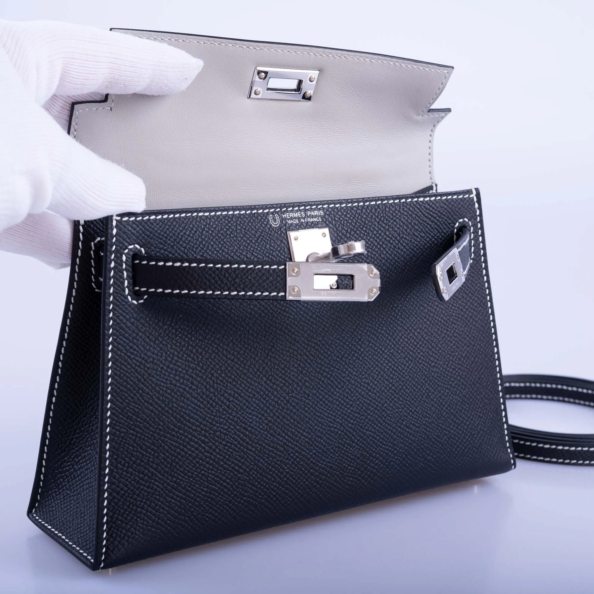 Hermès HSS Kelly Mini 20 Sellier Black Epsom, Gris Tourterelle Interior with White Stitching Palladium