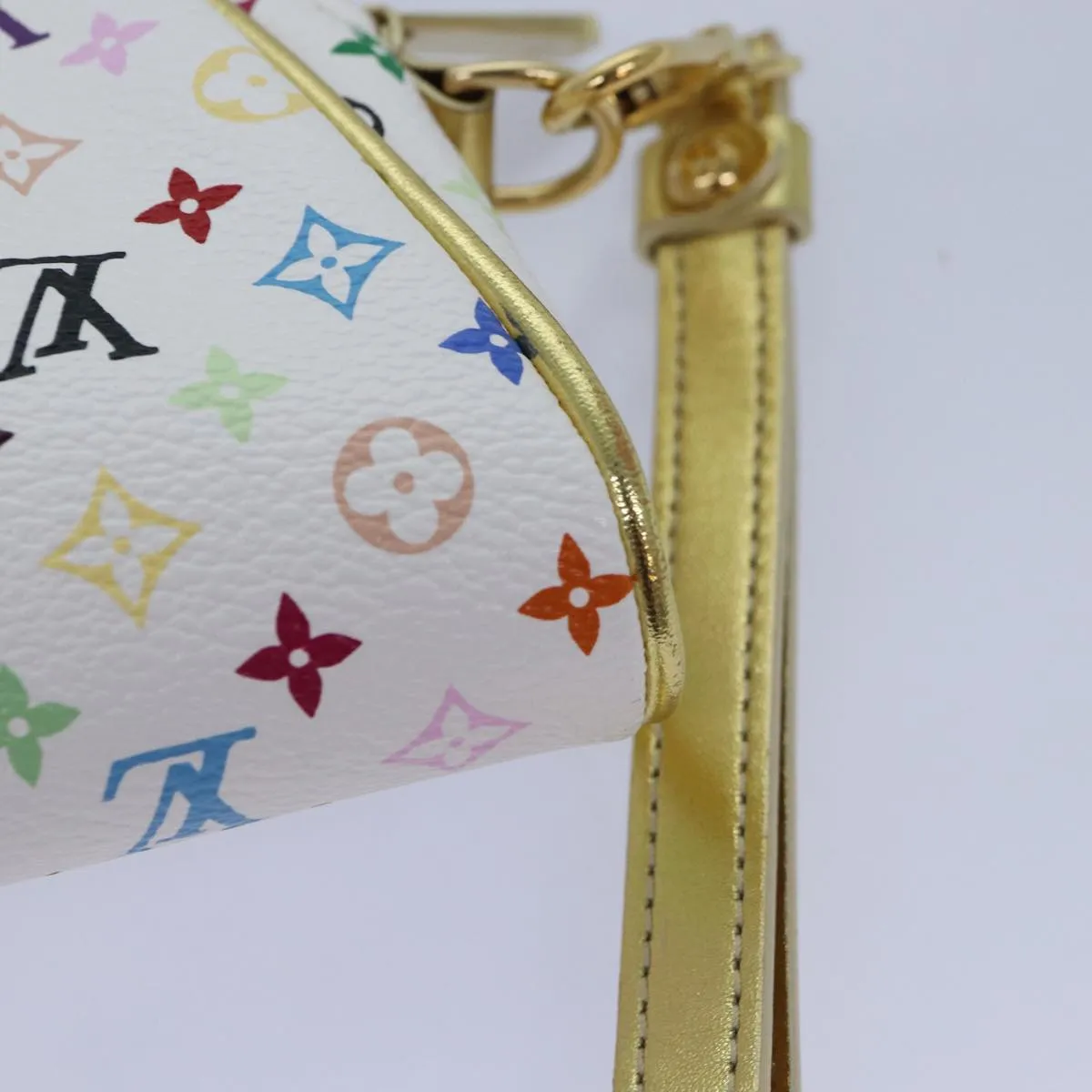 Trendy Inspired Louis Vuitton Monogram Multicolor Kate Pouch White Bron M55212 Lv Auth 86743